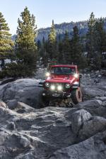 Jeep Wrangler with Mopar Jeep Performance Parts 2018 года (NA)